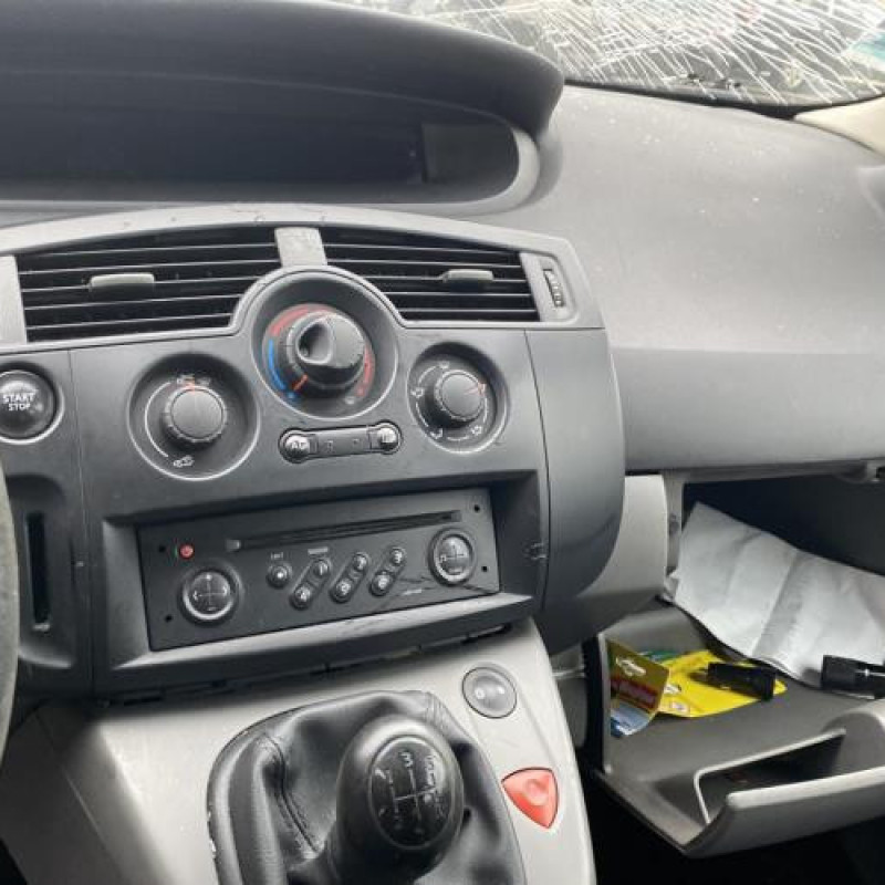 Optique avant principal droit (feux)(phare) RENAULT SCENIC 2 Photo n°20