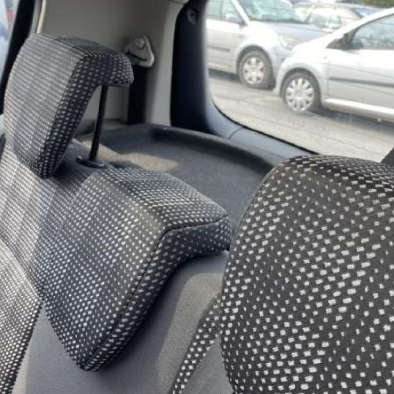 Feu arriere principal droit (feux) RENAULT MODUS Photo n°18