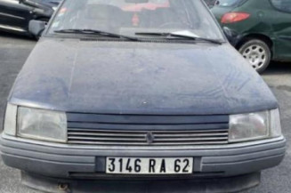 Optique avant principal gauche (feux)(phare) RENAULT R25