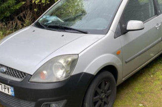 Retroviseur gauche FORD FIESTA 5