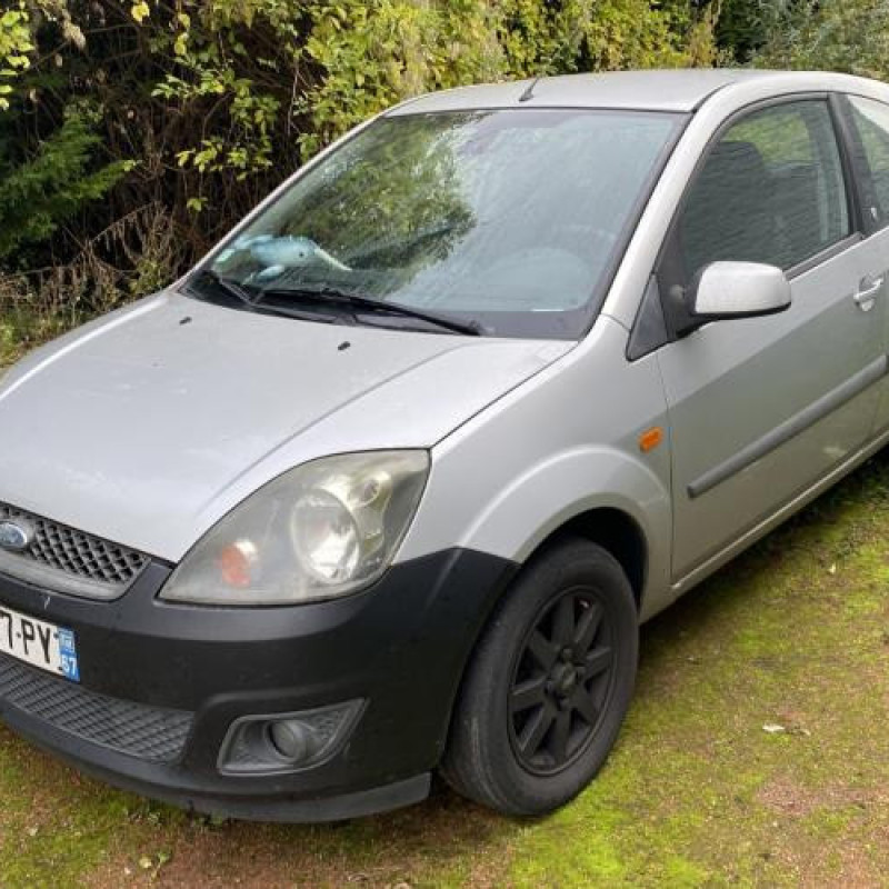 Retroviseur gauche FORD FIESTA 5 Photo n°9