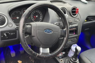 Retroviseur gauche FORD FIESTA 5