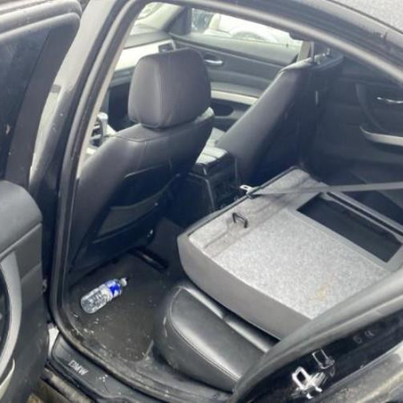 Ecran GPS BMW SERIE 3 E90 Photo n°15