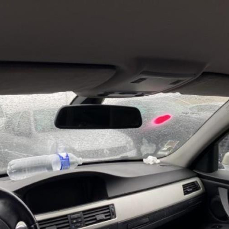 Ecran GPS BMW SERIE 3 E90 Photo n°18