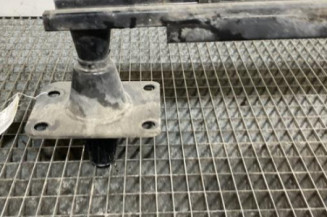 Renfort pare choc avant (traverse) PEUGEOT 3008 1