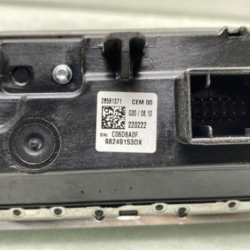 Bouton/Interrupteur PEUGEOT 5008 2 Photo n°4