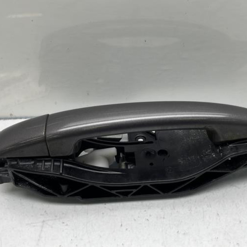 Poignee porte arriere droit PEUGEOT 2008 1 Photo n°2