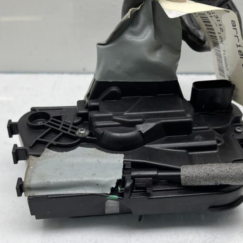 Serrure arriere gauche FORD FOCUS 4 Photo n°4