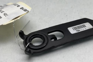 Attache ceinture avant gauche PEUGEOT 3008 1