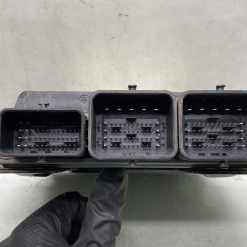 Calculateur moteur CITROEN BERLINGO 2 Photo n°3