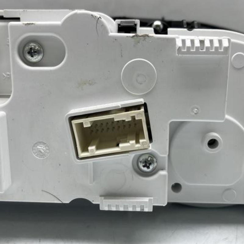 Compteur PEUGEOT 308 2 SW Photo n°8