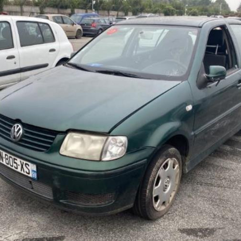 Feu arriere principal gauche (feux) VOLKSWAGEN POLO 3 Photo n°4