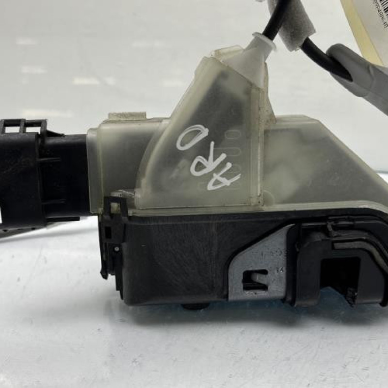 Serrure arriere droit PEUGEOT 3008 2 Photo n°4