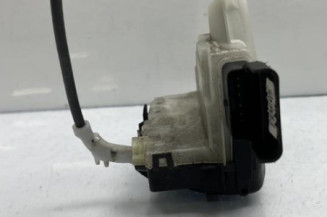 Serrure avant droit PEUGEOT 3008 2