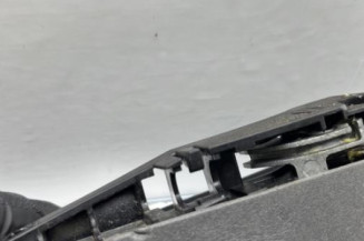 Poignee porte arriere droit PEUGEOT 3008 2