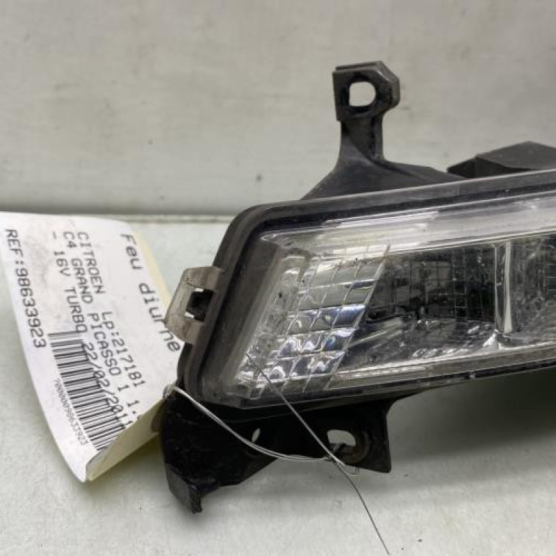 Feu diurne avant droit CITROEN C4 GRAND PICASSO 1 Photo n°3