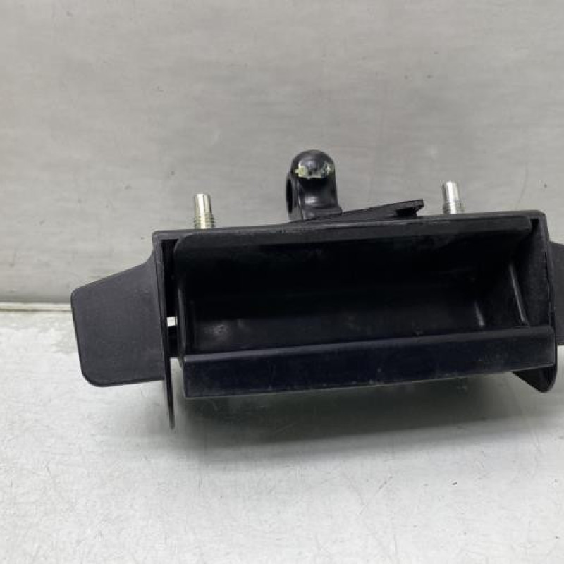Bouton de coffre SUZUKI IGNIS 3 Photo n°1