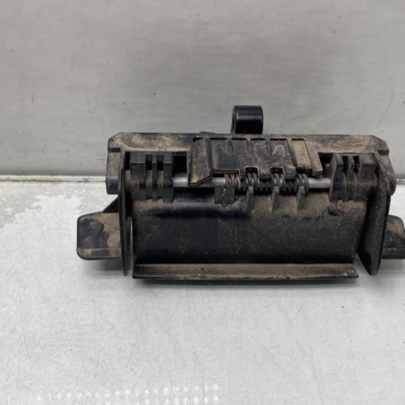 Bouton de coffre SUZUKI IGNIS 3 Photo n°3
