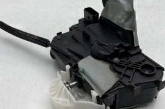 Serrure avant droit FORD FOCUS 4