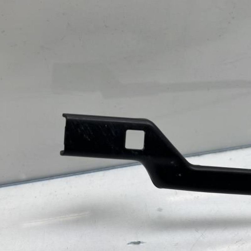 Bras essuie glace avant droit VOLKSWAGEN GOLF 6 Photo n°2