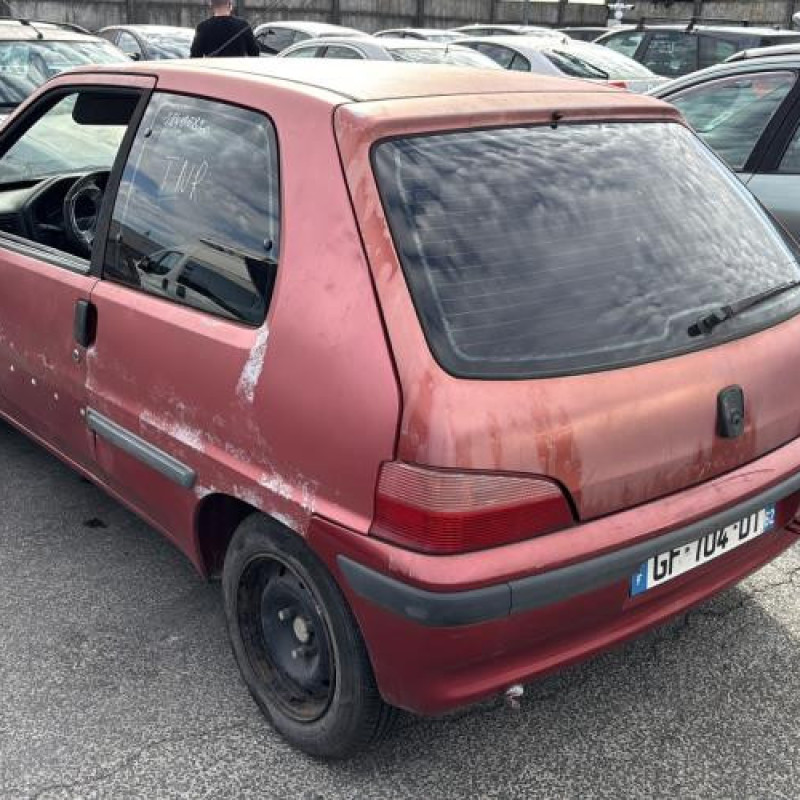 Aile avant gauche PEUGEOT 106 Photo n°9