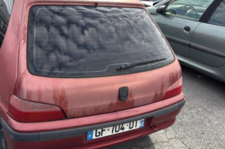 Aile avant gauche PEUGEOT 106