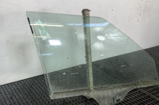 Vitre avant droit SKODA FABIA 2
