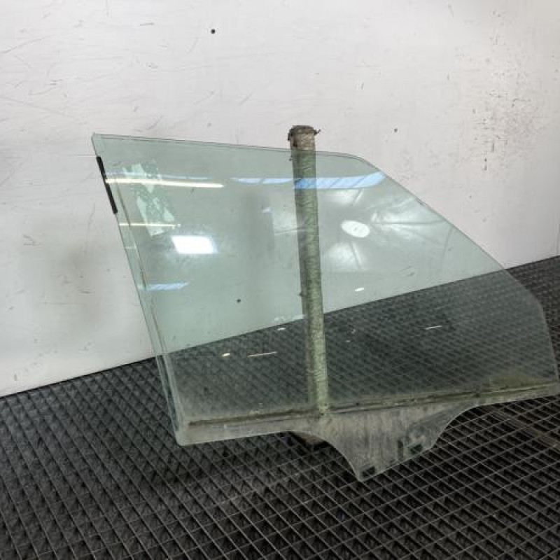 Vitre avant droit SKODA FABIA 2 Photo n°3