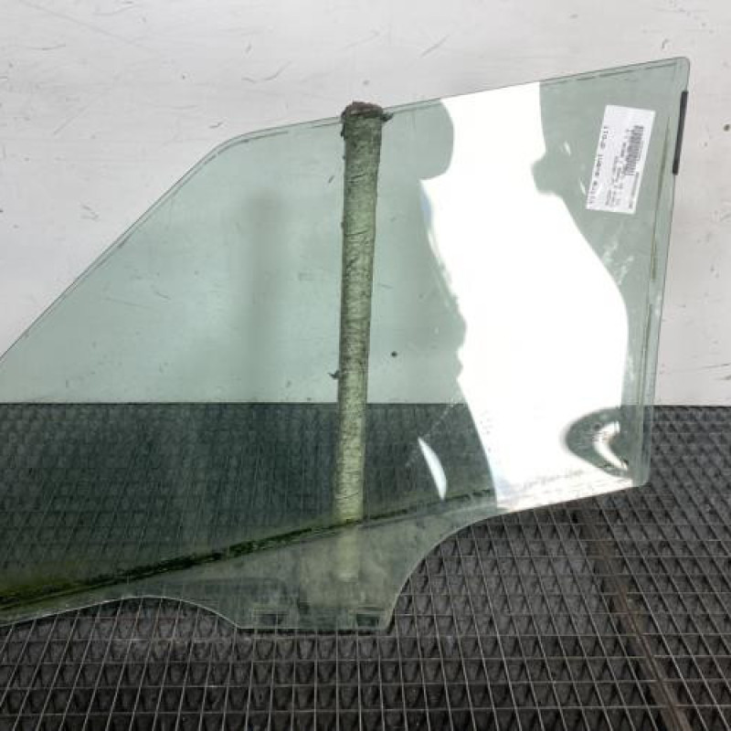 Vitre avant droit SKODA FABIA 2 Photo n°4