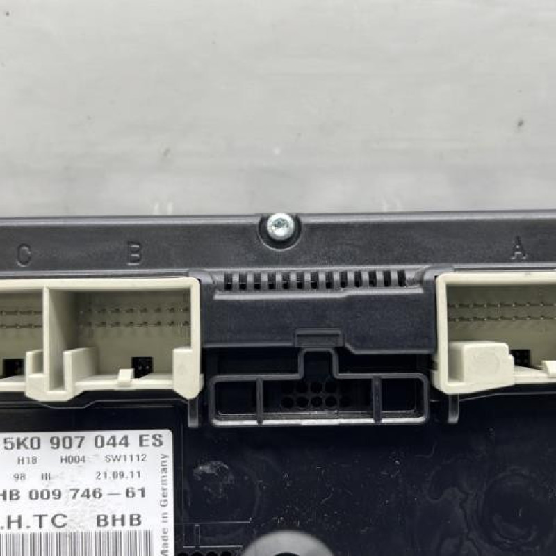 Commande chauffage VOLKSWAGEN GOLF 6 Photo n°4