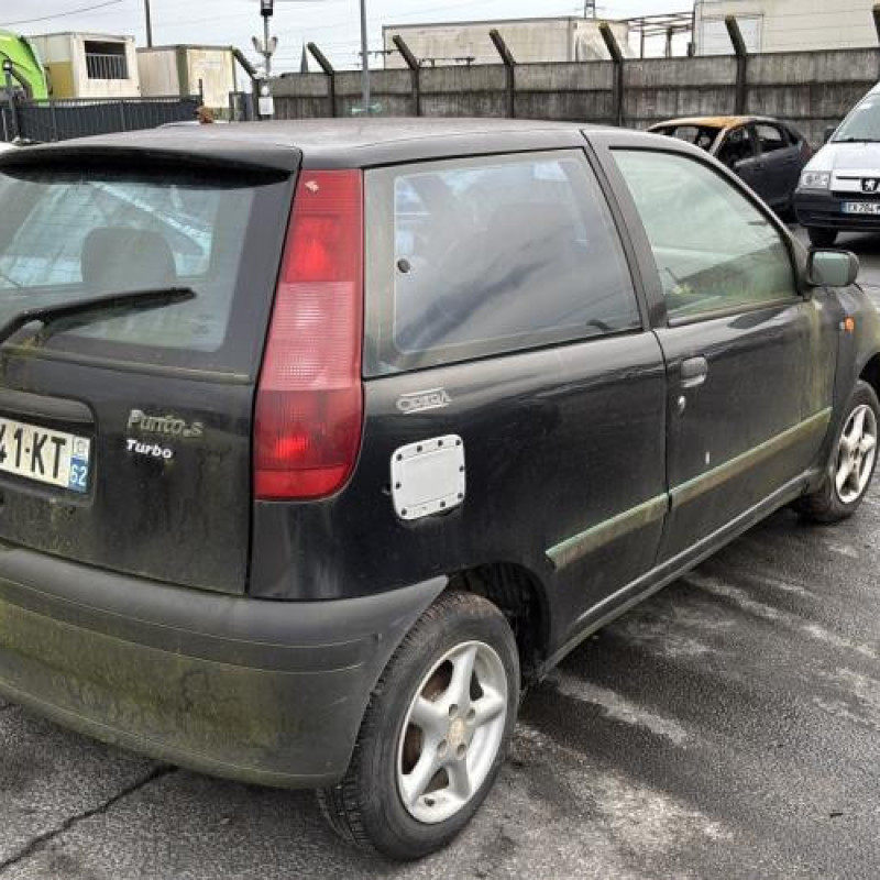 Moteur FIAT PUNTO 1 Photo n°3