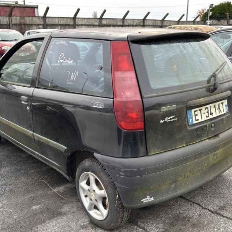 Moteur FIAT PUNTO 1 Photo n°4