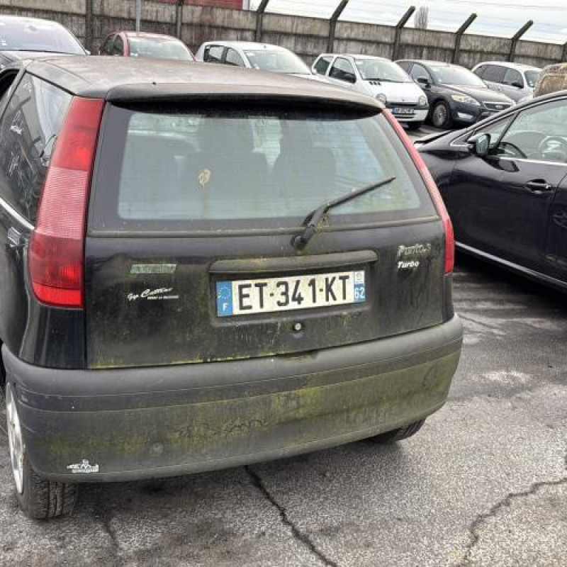 Moteur FIAT PUNTO 1 Photo n°5