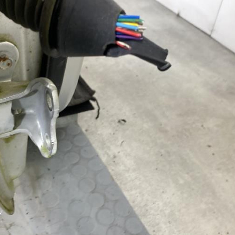 Porte avant droit TOYOTA VERSO Photo n°6