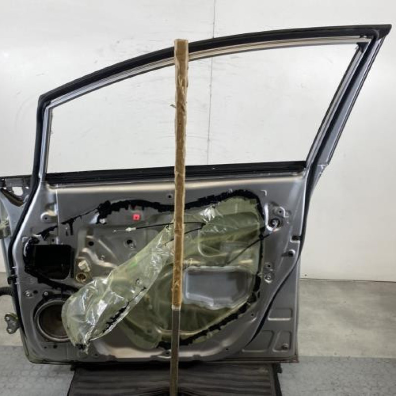 Porte avant droit TOYOTA VERSO Photo n°7