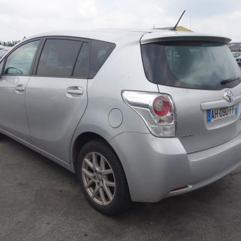 Porte avant droit TOYOTA VERSO Photo n°11