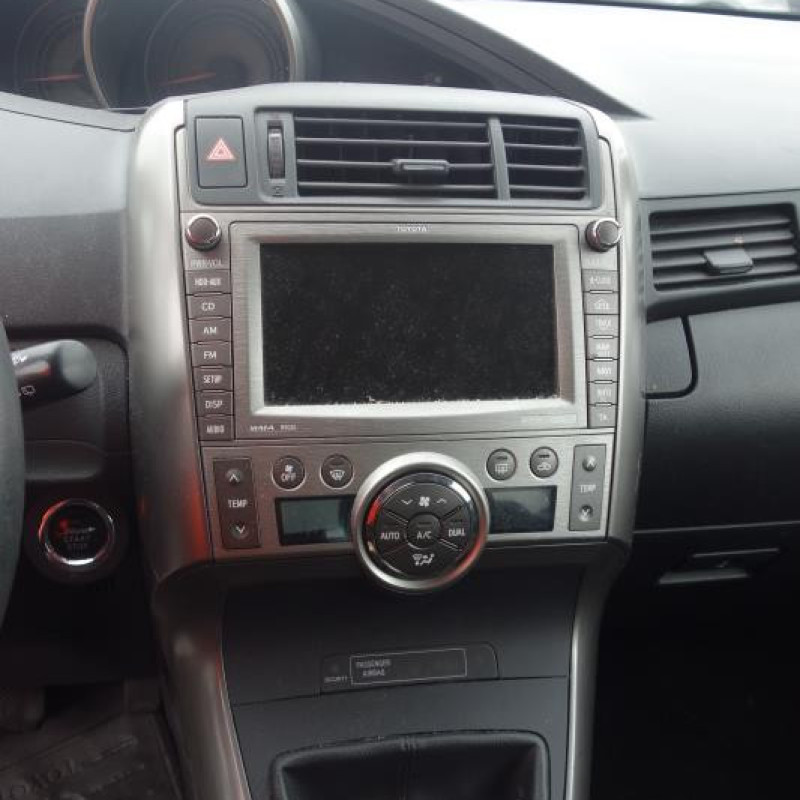 Porte avant droit TOYOTA VERSO Photo n°16