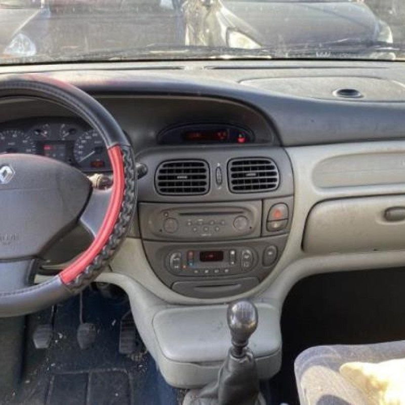 Aile avant droit RENAULT SCENIC 1 Photo n°16