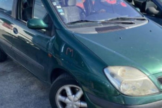 Malle/Hayon arriere RENAULT SCENIC 1