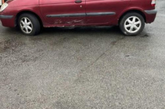 Malle/Hayon arriere RENAULT SCENIC 1