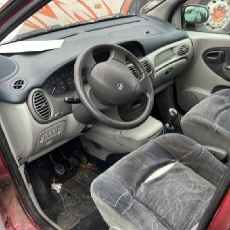 Malle/Hayon arriere RENAULT SCENIC 1 Photo n°19
