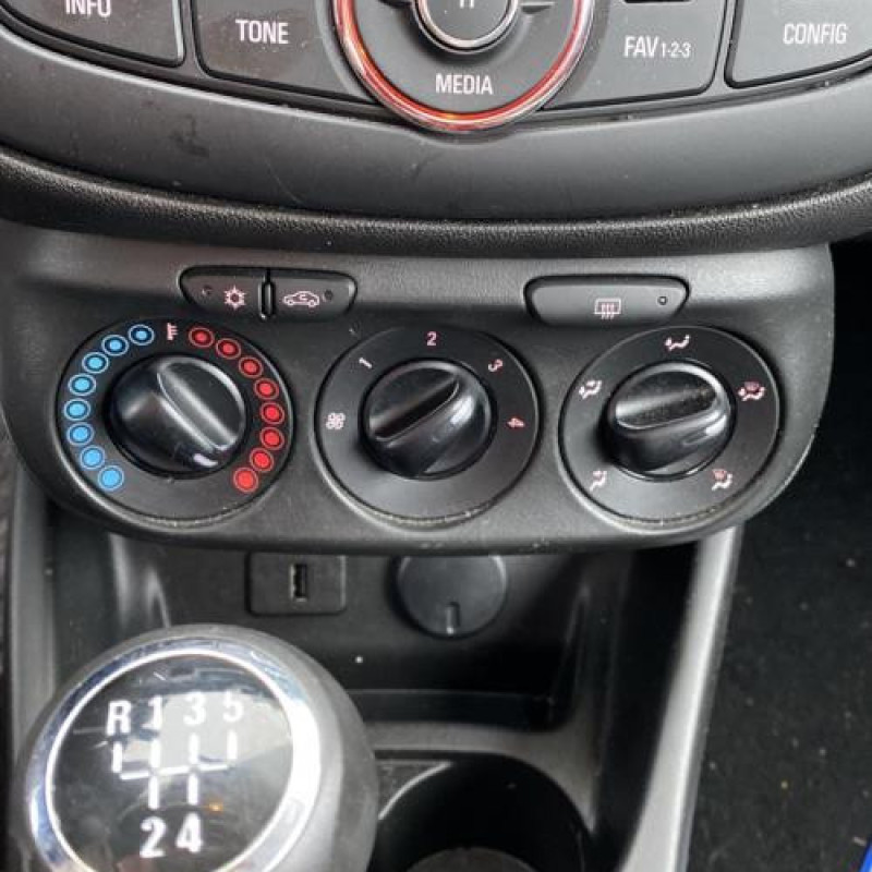 Moteur OPEL CORSA E Photo n°9