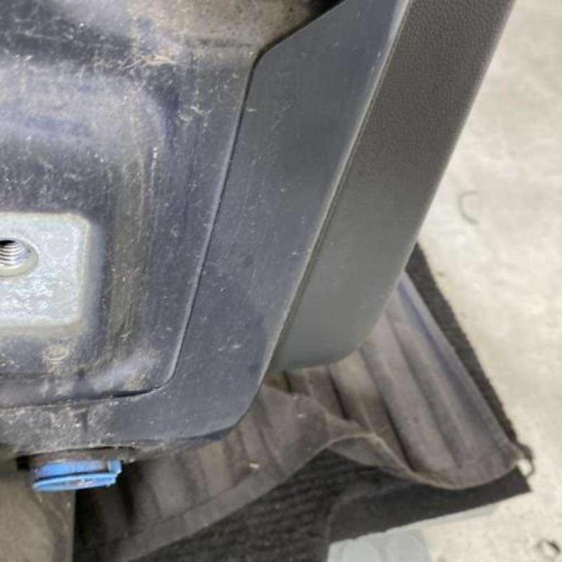 Porte arriere droit OPEL CORSA D Photo n°6