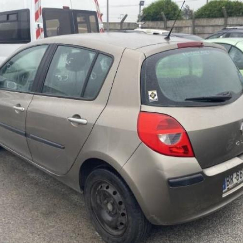 Boite de vitesses RENAULT CLIO 3 Photo n°4