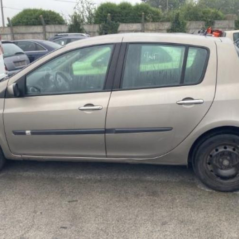 Boite de vitesses RENAULT CLIO 3 Photo n°6