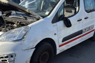 Boite de vitesses PEUGEOT PARTNER 2 Photo n°1