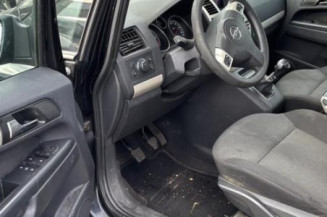 Aile avant droit OPEL ZAFIRA B