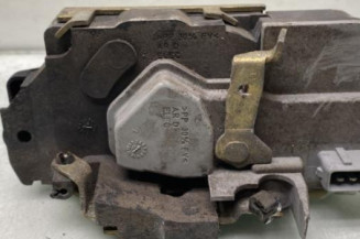 Serrure arriere droit PEUGEOT 206