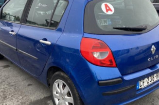 Bras essuie glace avant droit RENAULT CLIO 3
