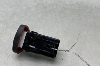 Bouton de warning RENAULT CLIO 2